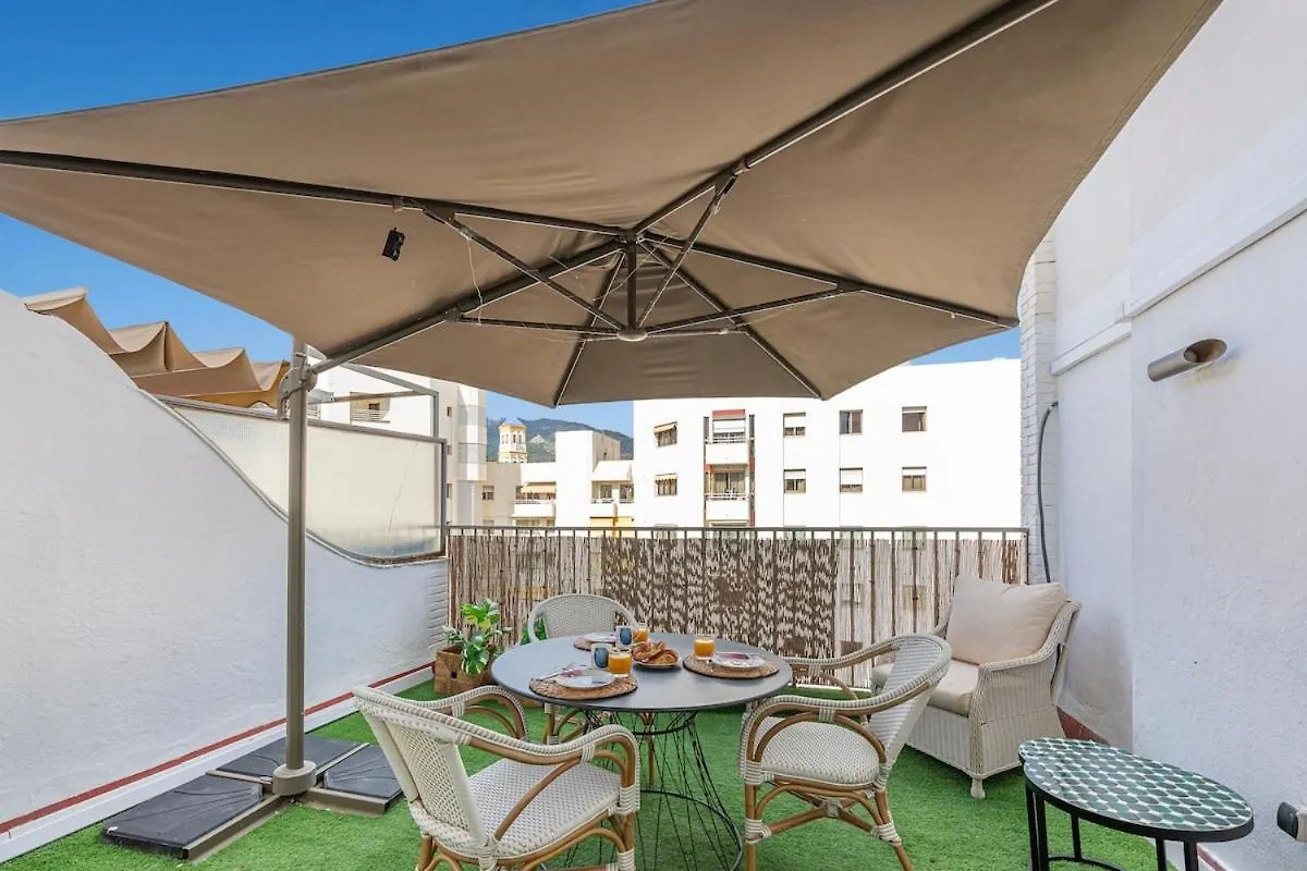 Modern 1 Bedroom Apartment, Steps From The Sea & Downtown ماربيا 0*,